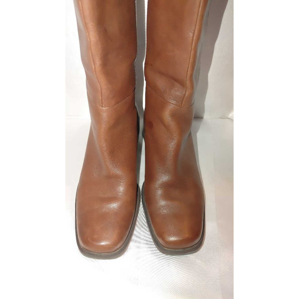 St. John's Bay Leather Boots Size 7.5M - Picture 2 of 6